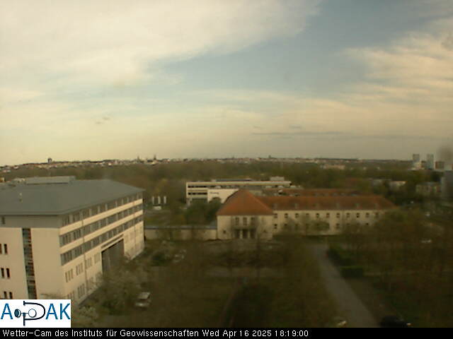 https://wdaten.geo.uni-halle.de/bitmaps/image25-04-16_18-19-00-52.jpg  25-04-16 18:19:00 