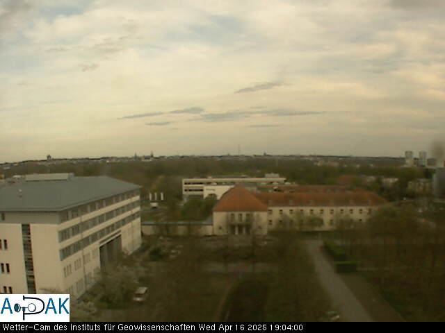 https://wdaten.geo.uni-halle.de/bitmaps/image25-04-16_19-04-00-54.jpg  25-04-16 19:04:00 