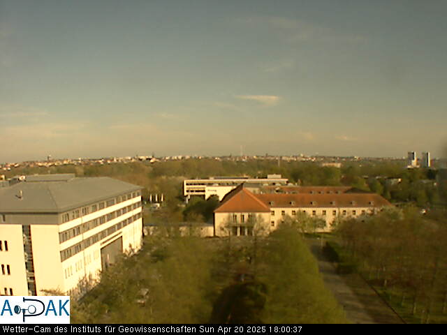 https://wdaten.geo.uni-halle.de/bitmaps/image25-04-20_18-00-37-84.jpg  25-04-20 18:00:37 