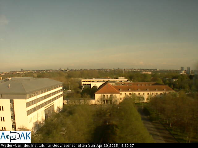 https://wdaten.geo.uni-halle.de/bitmaps/image25-04-20_18-30-37-85.jpg  25-04-20 18:30:37 