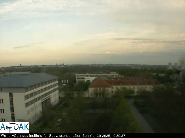 https://wdaten.geo.uni-halle.de/bitmaps/image25-04-20_19-30-37-88.jpg  25-04-20 19:30:37 
