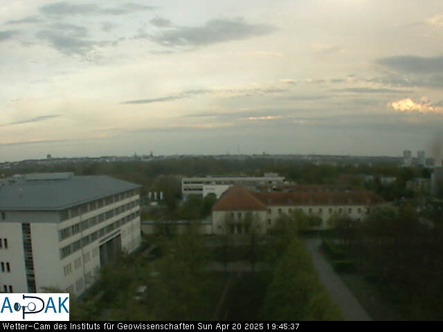 https://wdaten.geo.uni-halle.de/bitmaps/image25-04-20_19-45-37-88.jpg  25-04-20 19:45:37 