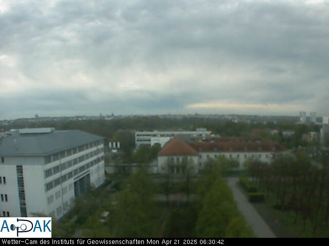 https://wdaten.geo.uni-halle.de/bitmaps/image25-04-21_06-30-42-40.jpg  25-04-21 06:30:42 