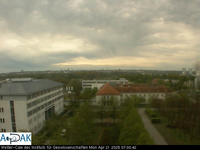 https://wdaten.geo.uni-halle.de/bitmaps/image25-04-21_07-00-42-40.jpg  25-04-21 07:00:42 