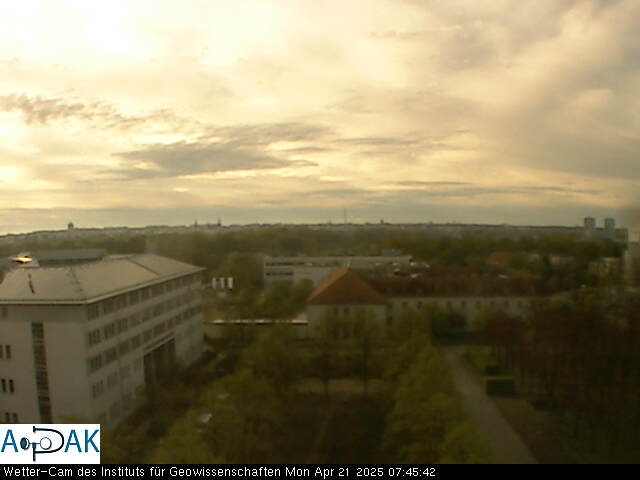 https://wdaten.geo.uni-halle.de/bitmaps/image25-04-21_07-45-42-41.jpg  25-04-21 07:45:42 
