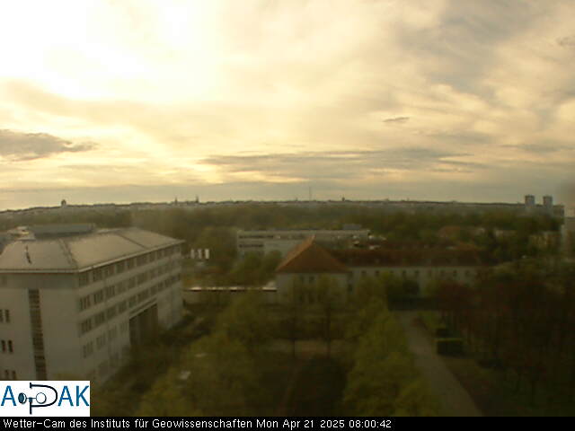 https://wdaten.geo.uni-halle.de/bitmaps/image25-04-21_08-00-42-42.jpg  25-04-21 08:00:42 