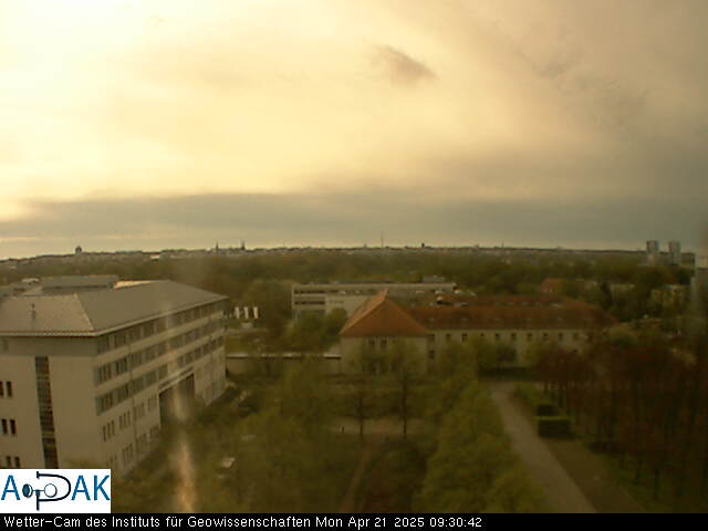 https://wdaten.geo.uni-halle.de/bitmaps/image25-04-21_09-30-42-45.jpg  25-04-21 09:30:42 