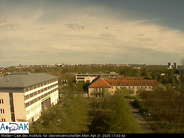 https://wdaten.geo.uni-halle.de/bitmaps/image25-04-21_17-00-42-65.jpg  25-04-21 17:00:42 