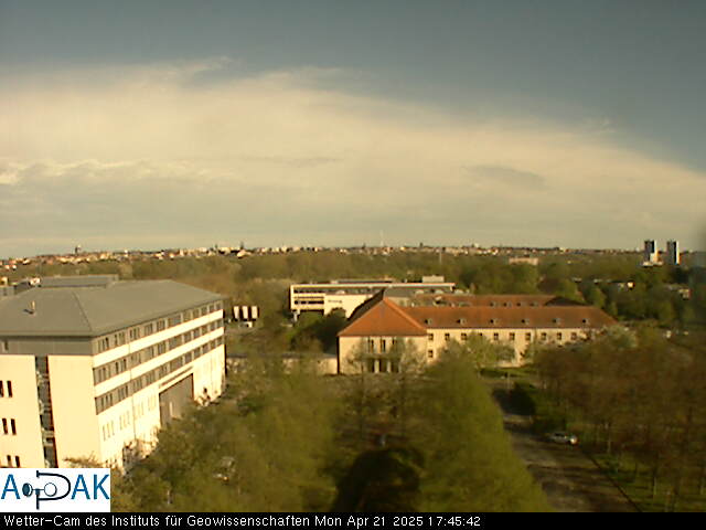 https://wdaten.geo.uni-halle.de/bitmaps/image25-04-21_17-45-42-67.jpg  25-04-21 17:45:42 