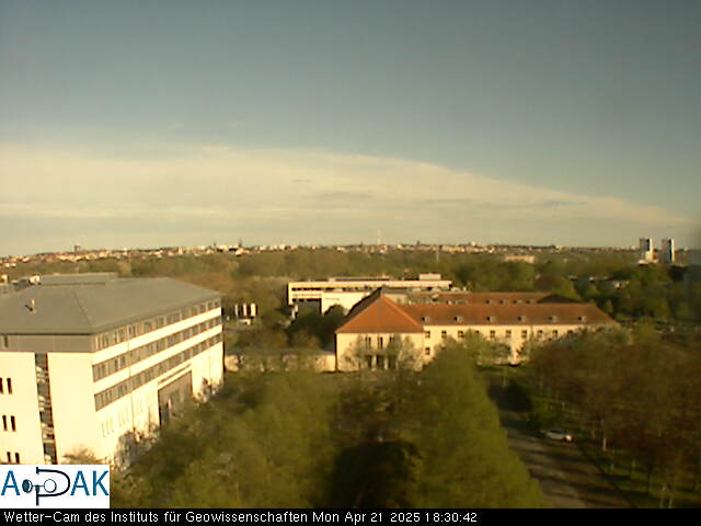 https://wdaten.geo.uni-halle.de/bitmaps/image25-04-21_18-30-42-68.jpg  25-04-21 18:30:42 