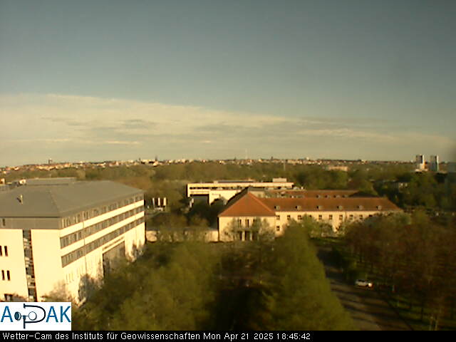 https://wdaten.geo.uni-halle.de/bitmaps/image25-04-21_18-45-42-68.jpg  25-04-21 18:45:42 