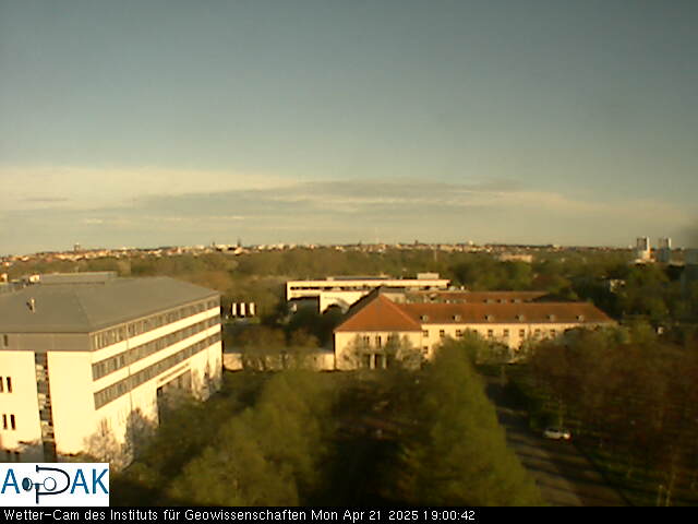 https://wdaten.geo.uni-halle.de/bitmaps/image25-04-21_19-00-42-69.jpg  25-04-21 19:00:42 