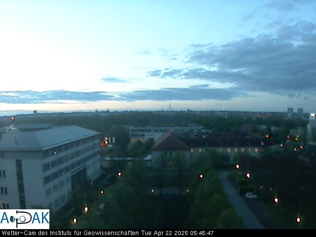 https://wdaten.geo.uni-halle.de/bitmaps/image25-04-22_05-45-46-99.jpg  25-04-22 05:45:46 