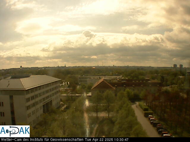 https://wdaten.geo.uni-halle.de/bitmaps/image25-04-22_10-30-47-10.jpg  25-04-22 10:30:47 