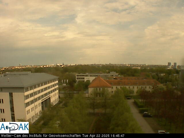 https://wdaten.geo.uni-halle.de/bitmaps/image25-04-22_16-45-47-25.jpg  25-04-22 16:45:47 