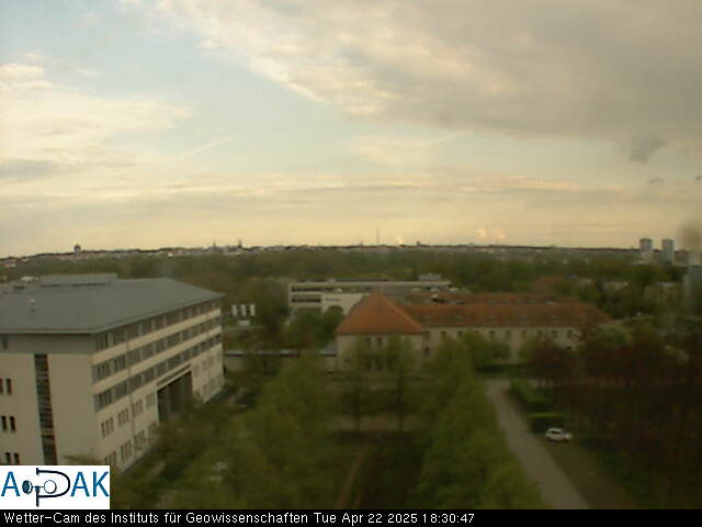 https://wdaten.geo.uni-halle.de/bitmaps/image25-04-22_18-30-47-30.jpg  25-04-22 18:30:47 