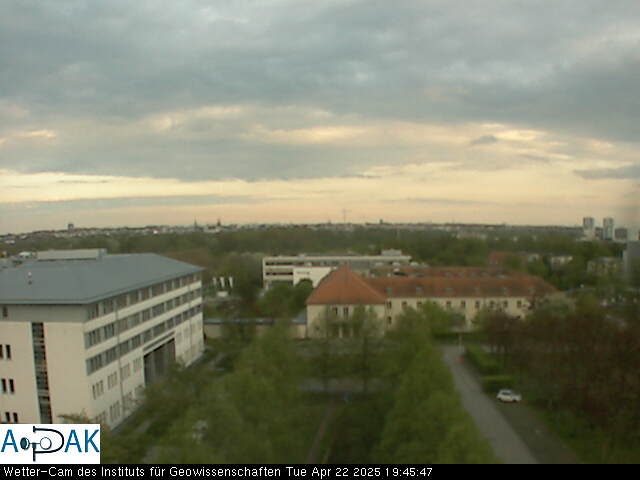 https://wdaten.geo.uni-halle.de/bitmaps/image25-04-22_19-45-47-32.jpg  25-04-22 19:45:47 