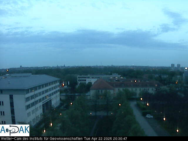 https://wdaten.geo.uni-halle.de/bitmaps/image25-04-22_20-30-47-33.jpg  25-04-22 20:30:47 