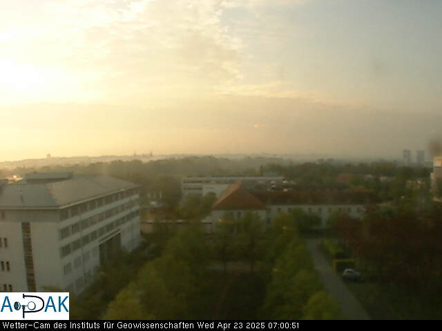 https://wdaten.geo.uni-halle.de/bitmaps/image25-04-23_07-00-51-43.jpg  25-04-23 07:00:51 