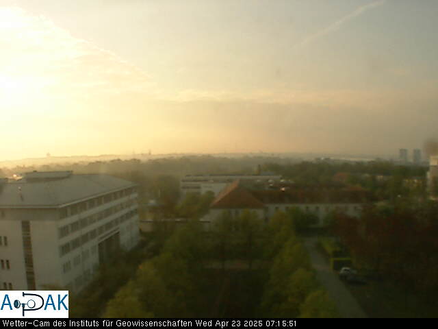 https://wdaten.geo.uni-halle.de/bitmaps/image25-04-23_07-15-51-44.jpg  25-04-23 07:15:51 