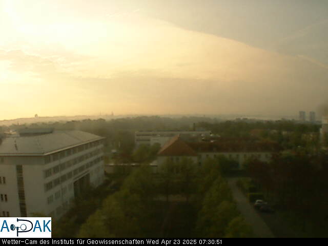 https://wdaten.geo.uni-halle.de/bitmaps/image25-04-23_07-30-51-44.jpg  25-04-23 07:30:51 