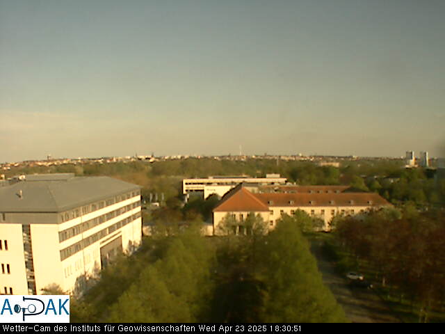 https://wdaten.geo.uni-halle.de/bitmaps/image25-04-23_18-30-51-67.jpg  25-04-23 18:30:51 