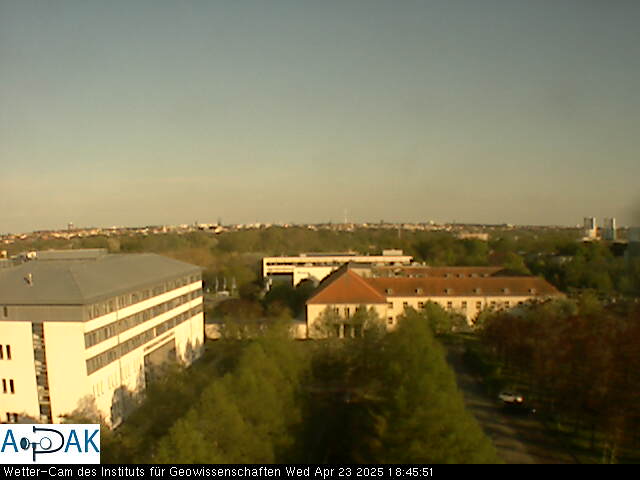 https://wdaten.geo.uni-halle.de/bitmaps/image25-04-23_18-45-51-68.jpg  25-04-23 18:45:51 
