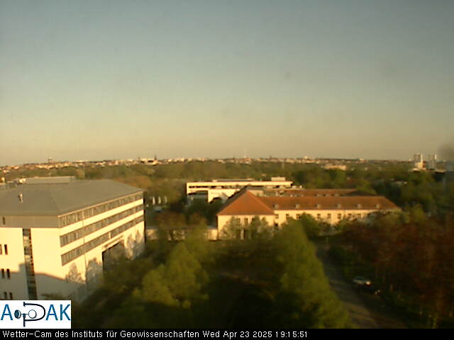 https://wdaten.geo.uni-halle.de/bitmaps/image25-04-23_19-15-51-69.jpg  25-04-23 19:15:51 