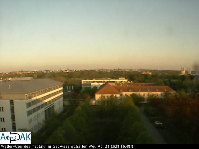 https://wdaten.geo.uni-halle.de/bitmaps/image25-04-23_19-45-51-70.jpg  25-04-23 19:45:51 