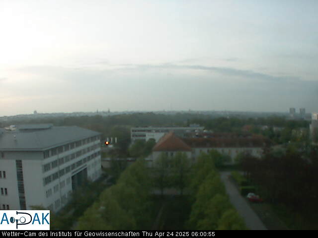 https://wdaten.geo.uni-halle.de/bitmaps/image25-04-24_06-00-55-99.jpg  25-04-24 06:00:55 