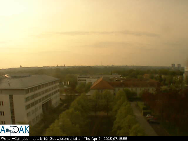 https://wdaten.geo.uni-halle.de/bitmaps/image25-04-24_07-45-56-02.jpg  25-04-24 07:45:56 