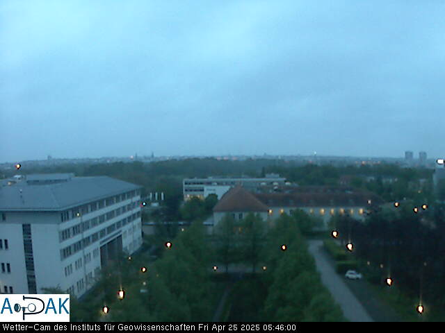 https://wdaten.geo.uni-halle.de/bitmaps/image25-04-25_05-46-00-48.jpg  25-04-25 05:46:00 