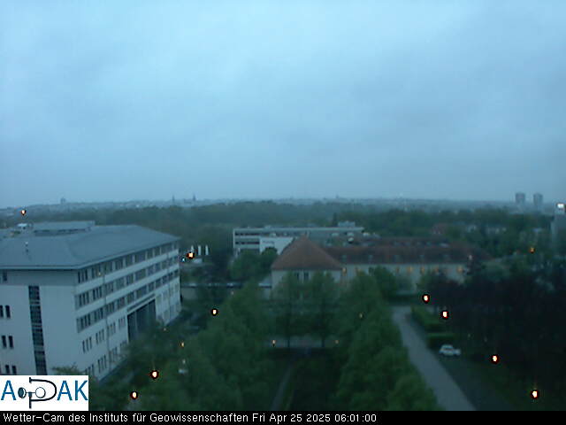 https://wdaten.geo.uni-halle.de/bitmaps/image25-04-25_06-01-00-48.jpg  25-04-25 06:01:00 