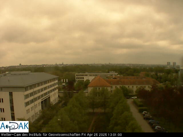 https://wdaten.geo.uni-halle.de/bitmaps/image25-04-25_13-01-00-63.jpg  25-04-25 13:01:00 
