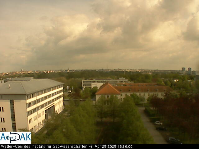 https://wdaten.geo.uni-halle.de/bitmaps/image25-04-25_16-16-00-71.jpg  25-04-25 16:16:00 