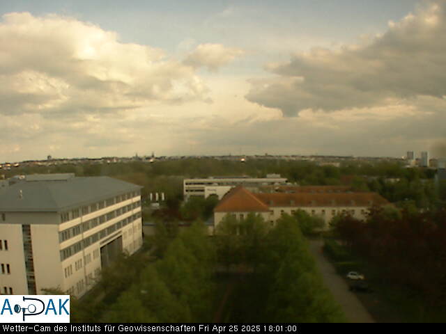 https://wdaten.geo.uni-halle.de/bitmaps/image25-04-25_18-01-00-73.jpg  25-04-25 18:01:00 