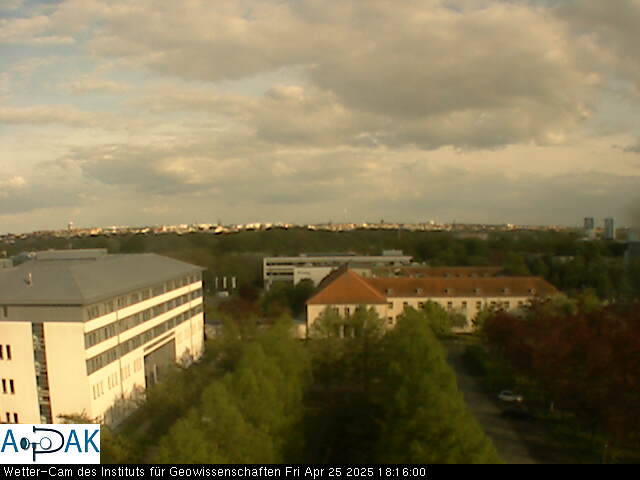 https://wdaten.geo.uni-halle.de/bitmaps/image25-04-25_18-16-00-73.jpg  25-04-25 18:16:00 