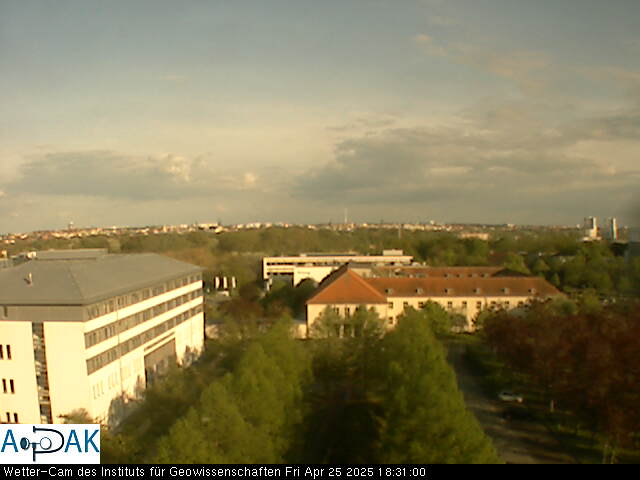 https://wdaten.geo.uni-halle.de/bitmaps/image25-04-25_18-31-00-73.jpg  25-04-25 18:31:00 
