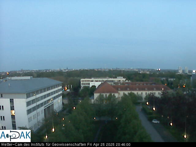https://wdaten.geo.uni-halle.de/bitmaps/image25-04-25_20-46-00-77.jpg  25-04-25 20:46:00 