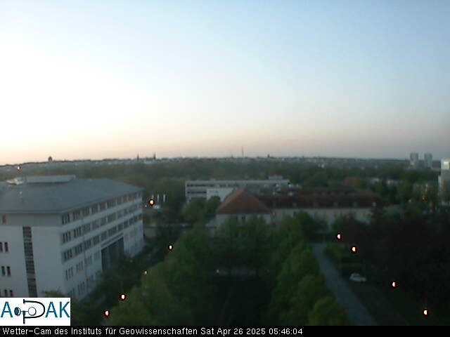 https://wdaten.geo.uni-halle.de/bitmaps/image25-04-26_05-46-04-96.jpg  25-04-26 05:46:04 