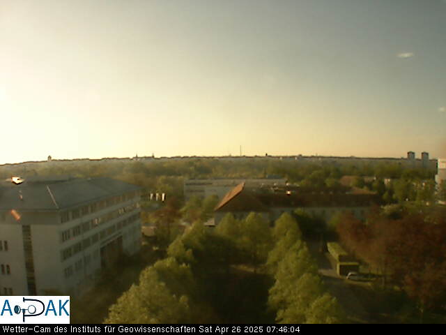 https://wdaten.geo.uni-halle.de/bitmaps/image25-04-26_07-46-04-99.jpg  25-04-26 07:46:04 