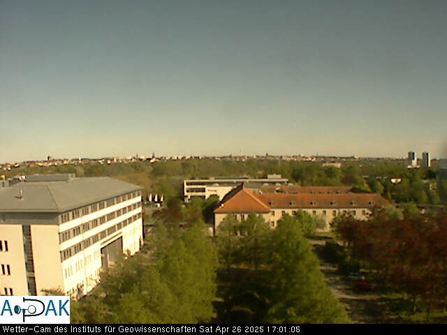 https://wdaten.geo.uni-halle.de/bitmaps/image25-04-26_17-01-05-18.jpg  25-04-26 17:01:05 