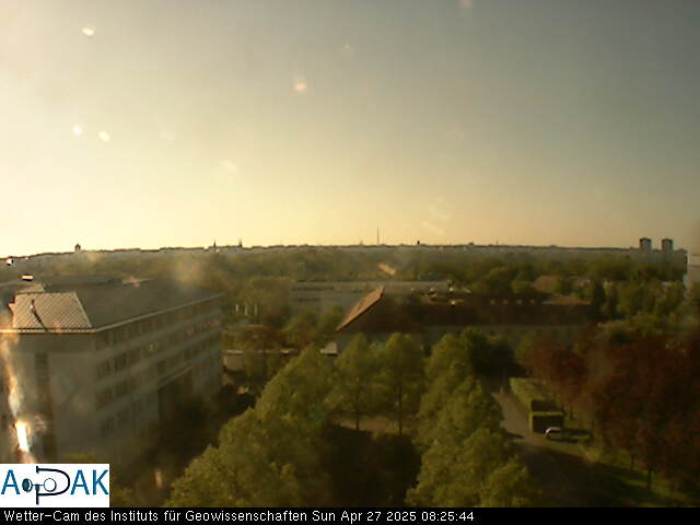 https://wdaten.geo.uni-halle.de/bitmaps/image25-04-27_08-25-44-82.jpg  25-04-27 08:25:44 