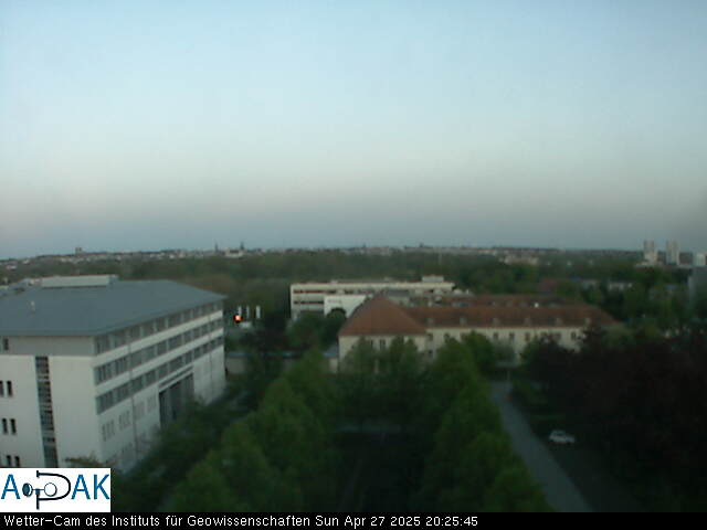 https://wdaten.geo.uni-halle.de/bitmaps/image25-04-27_20-25-45-11.jpg  25-04-27 20:25:45 