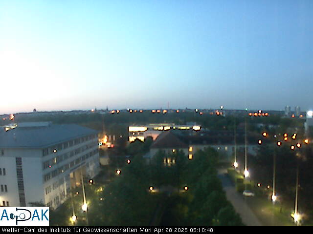 https://wdaten.geo.uni-halle.de/bitmaps/image25-04-28_05-10-48-86.jpg  25-04-28 05:10:48 
