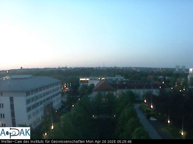 https://wdaten.geo.uni-halle.de/bitmaps/image25-04-28_05-25-49-08.jpg  25-04-28 05:25:49 
