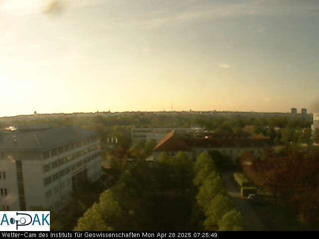 https://wdaten.geo.uni-halle.de/bitmaps/image25-04-28_07-25-49-13.jpg  25-04-28 07:25:49 