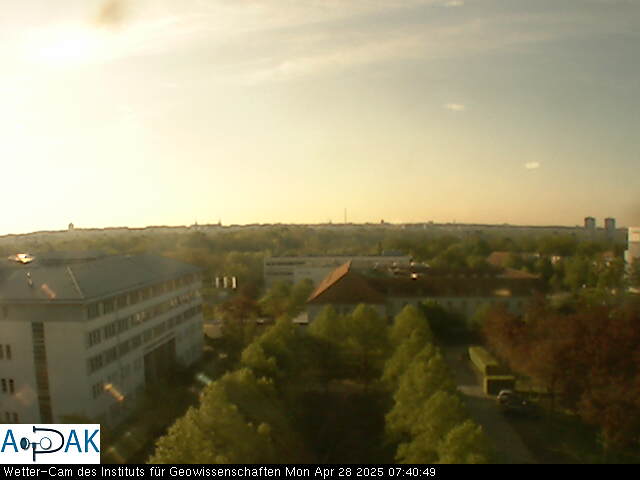 https://wdaten.geo.uni-halle.de/bitmaps/image25-04-28_07-40-49-14.jpg  25-04-28 07:40:49 