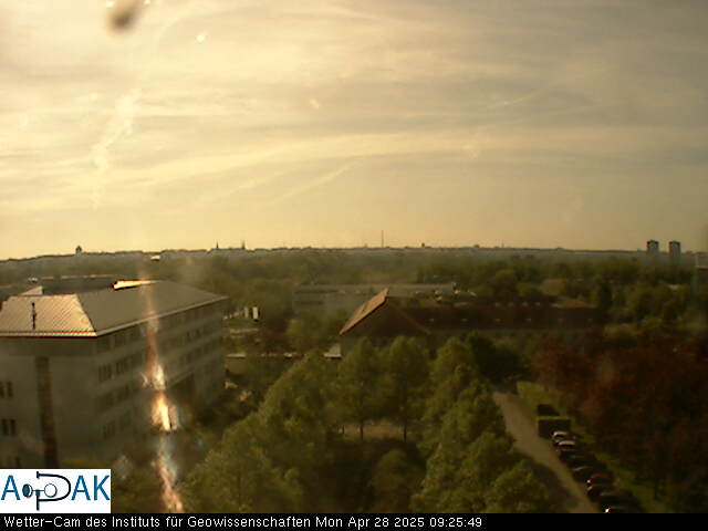 https://wdaten.geo.uni-halle.de/bitmaps/image25-04-28_09-25-49-18.jpg  25-04-28 09:25:49 