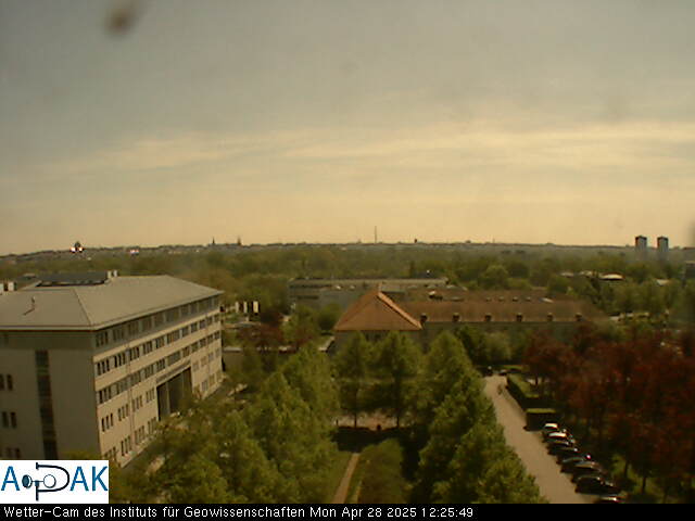 https://wdaten.geo.uni-halle.de/bitmaps/image25-04-28_12-25-49-24.jpg  25-04-28 12:25:49 